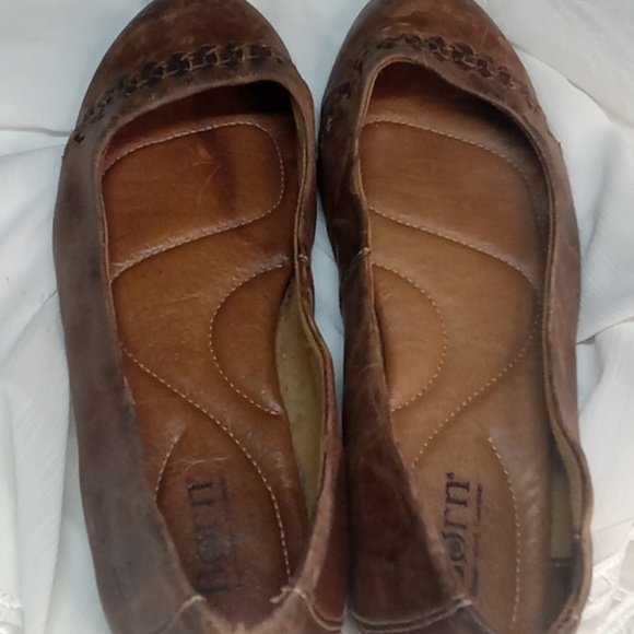 Born brown leather flats size 10 - Picture 3 of 6